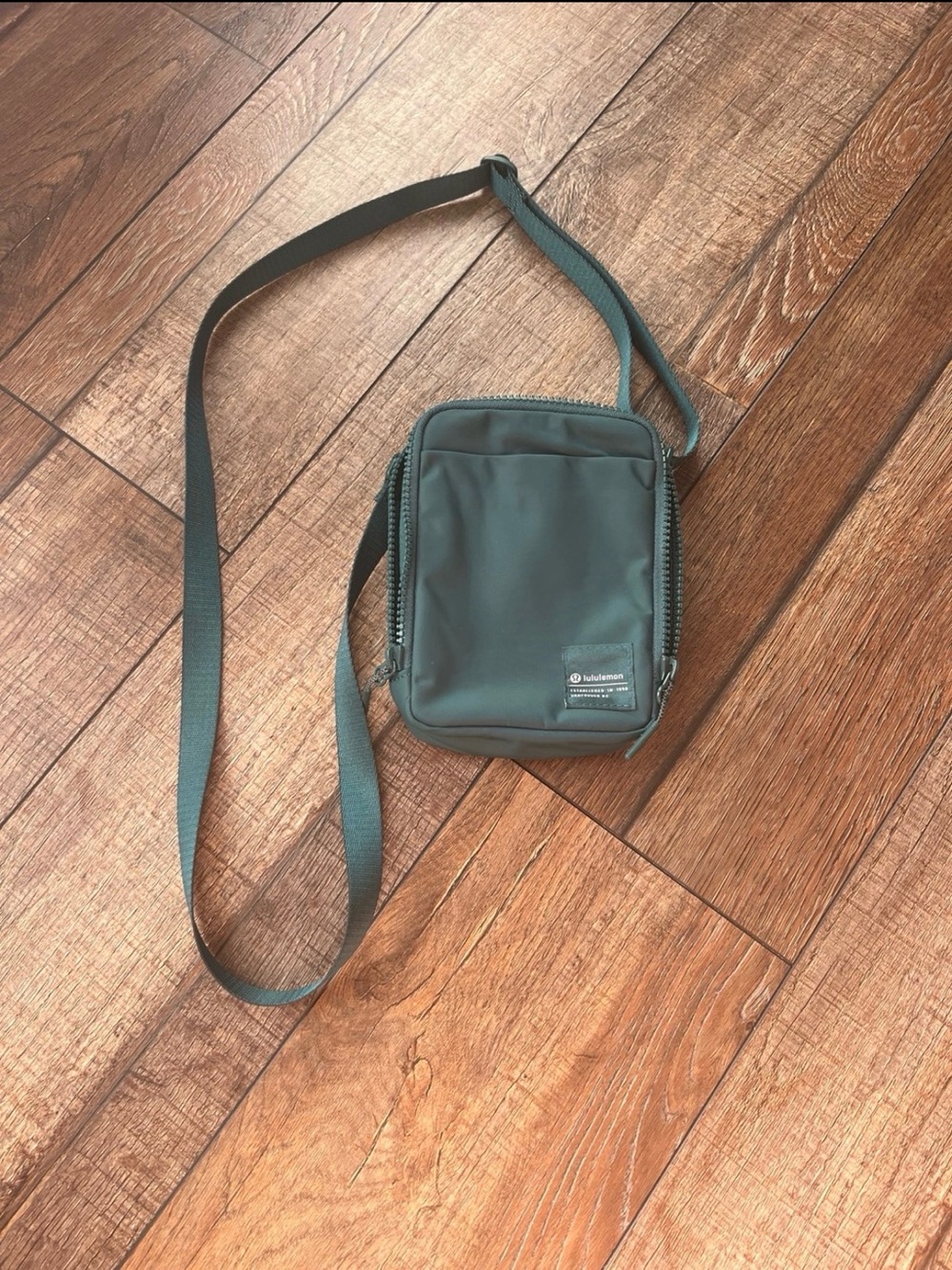 Lululemon Easy Access Crossbody Bag